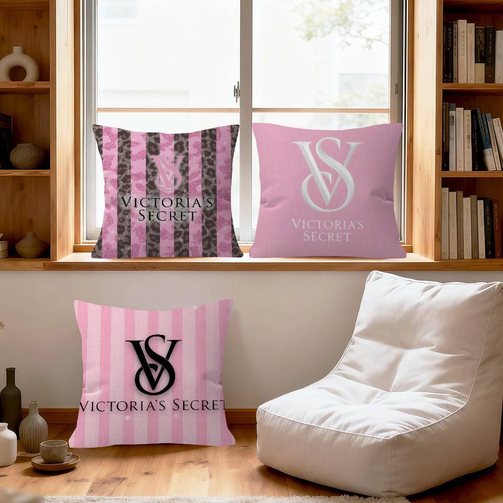 Cushion  Decorative Room Aesth - огляд і ціна Home Fragrance Victoria Secret